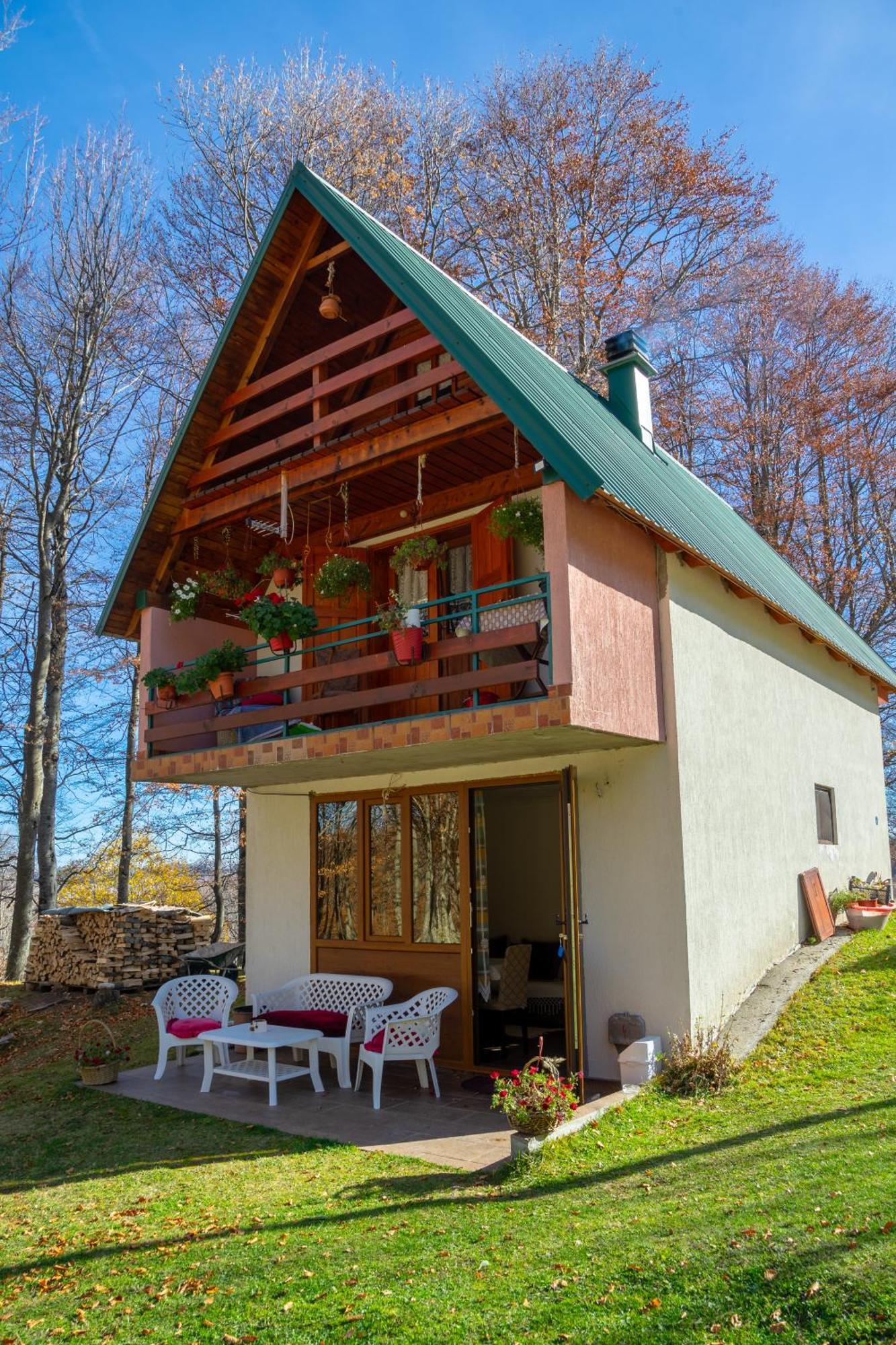 House Jaksic Шале